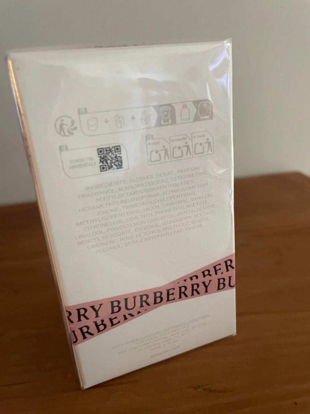 NEW IN SEALED BOX Burberry Her - Picture 5 of 7
